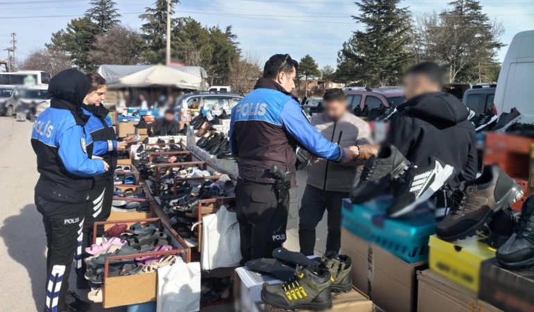 Pazar esnafı bilgilendirildi