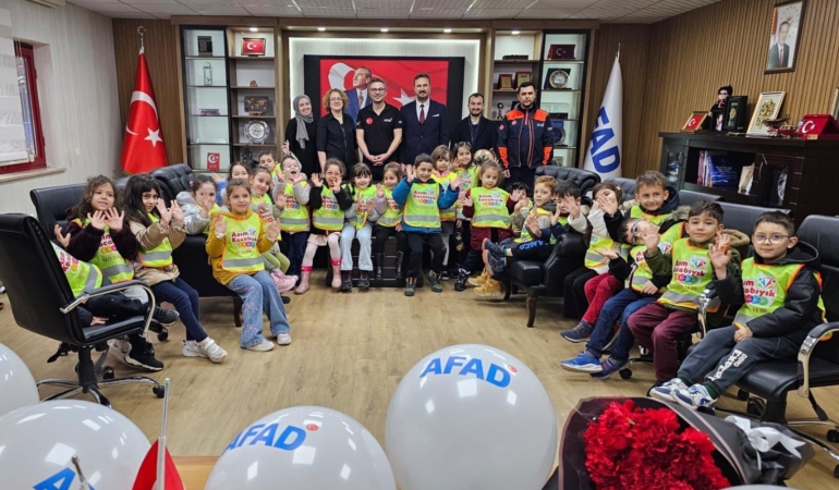 Öğrenciler AFAD’ı ziyaret etti