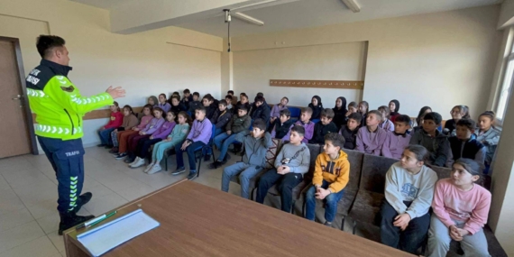 Jandarmadan trafik eğitimi