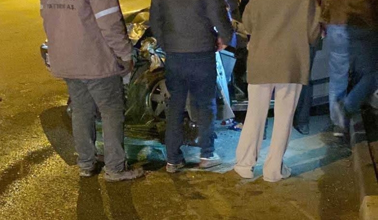 Otomobil ile traktör çarpıştı; 5 yaralı