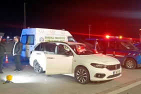 Park halindeki otomobilde erkek cesedi bulundu