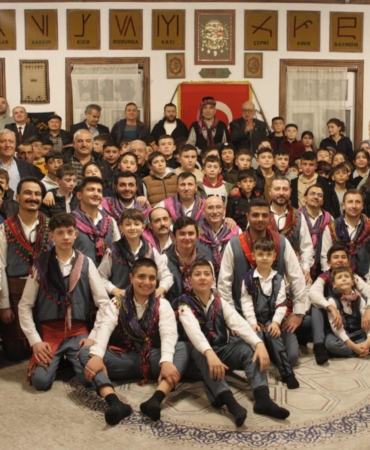 Öğrenci ve velilere ‘Yaren Gecesi’ düzenlendi
