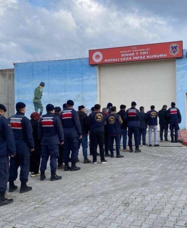Afyonkarahisar’da 1 haftada 30 şüpheli tutuklandı