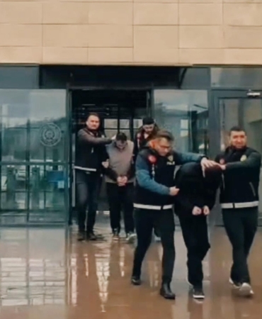 4 kişiyi toplam 4,8 milyon lira dolandıran 2 şüpheli tutuklandı
