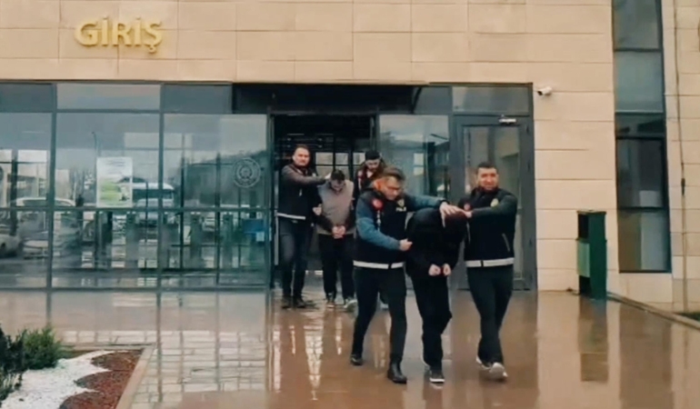 4 kişiyi toplam 4,8 milyon lira dolandıran 2 şüpheli tutuklandı