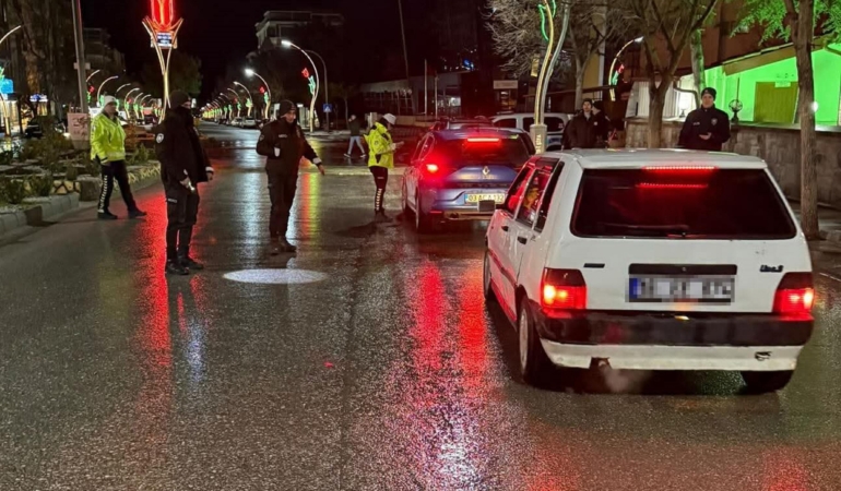 Polisten huzur uygulaması