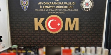 Kaçak telefon aksesuarları ele geçirildi