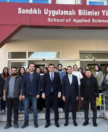 Üniversitelilere siber suçlara yönelik tedbir anlatıldı