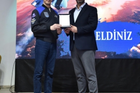 Astronot Atasever, gençlerle buluştu