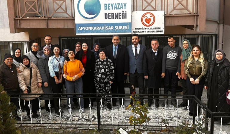 Rektör Aslan, Ulusal Otizm Konfederasyonu’u ziyaret etti