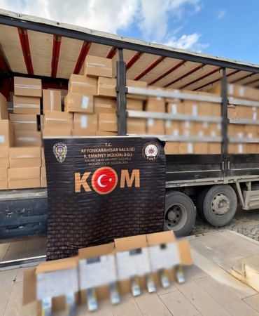 6,5 milyon sahte makaron ele geçirildi