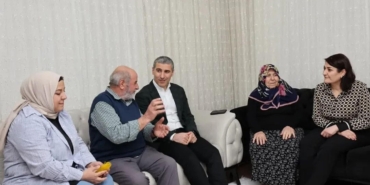 Vali Aktaş, şehit Özen’in eşini ziyaret etti