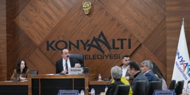 Konyaaltı Meclisi’nde Deprem Anması Yapıldı