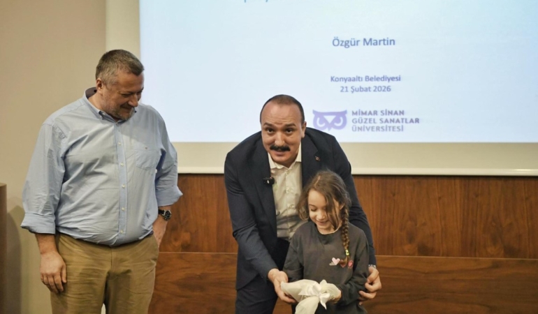 Yapay Zeka Yanlışları Konyaaltı’nda Tartışıldı