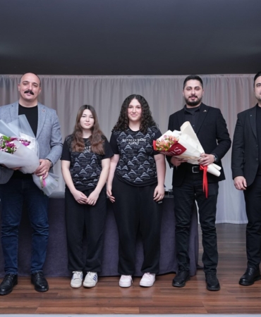 Başkan Kotan’dan Gençlere Hayal Peşinde Koşun!