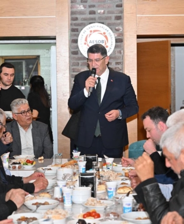 Antalya Oto Tamircileri İftar Programında Buluştu