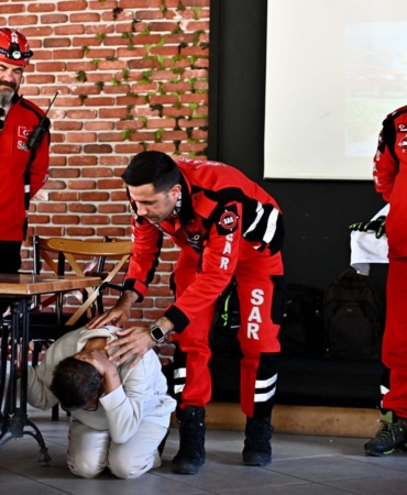 Engelsiz Kafe’de Afet Farkındalık Eğitimi