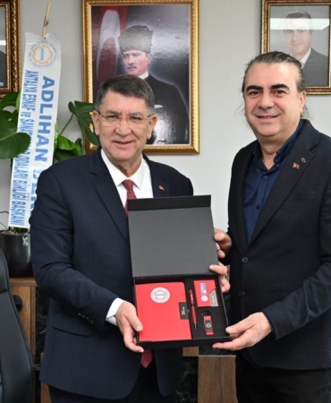 Başkan Şefik Sarı, Güven Tazeledi!