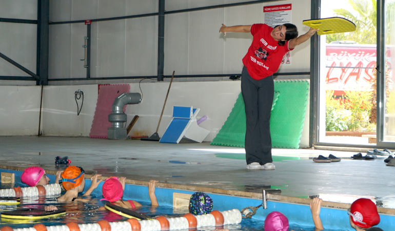 Atletlerimiz Havuzda Güçleniyor!