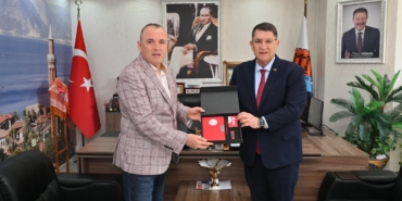 Başkan Süleyman Şahin Güven Tazeledi!