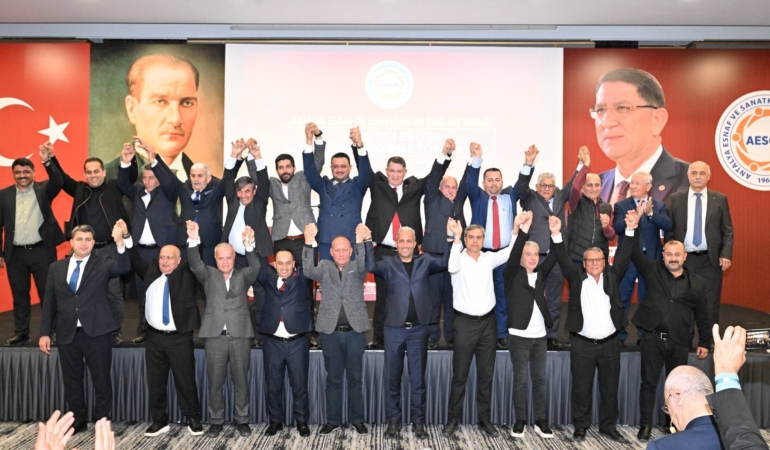 Antalya Esnafı, Protokol Eğitimi ile Büyüyor!
