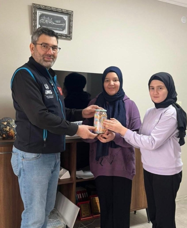 Öğrencilerden Gazze’ye yardım