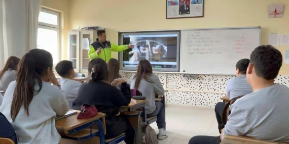 Jandarmadan trafik kuralları eğitimi
