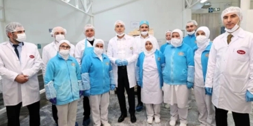 Bakan Işıkhan lokum imalathanesinde