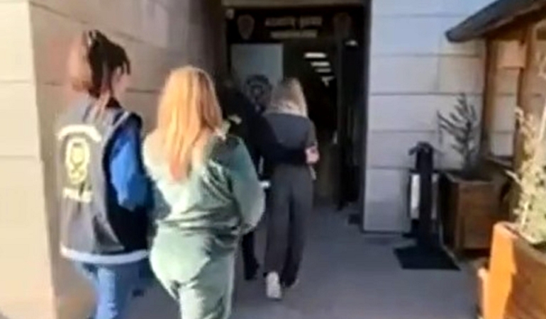 Fuhuş operasyonuna 2 gözaltı