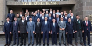 Vali Aktaş, birim müdürleriyle görüştü