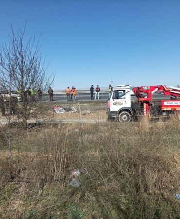 Afyonkarahisar’da yolcu indiren minibüse TIR arkadan çarptı: 11 yaralı