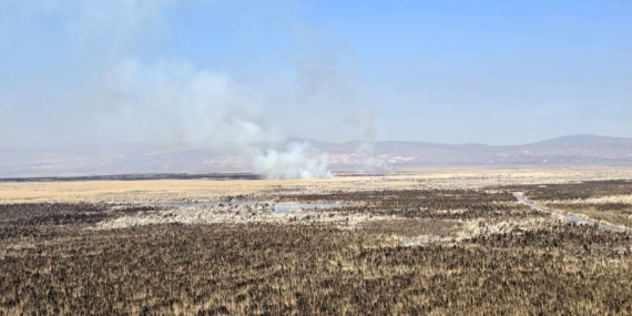 Karımık Gölü’nde yangın