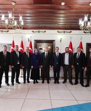 Kaymakam ve belediye başkanları Vali Aktaş’ı ziyaret etti