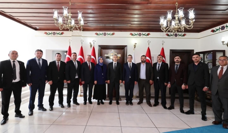 Kaymakam ve belediye başkanları Vali Aktaş’ı ziyaret etti