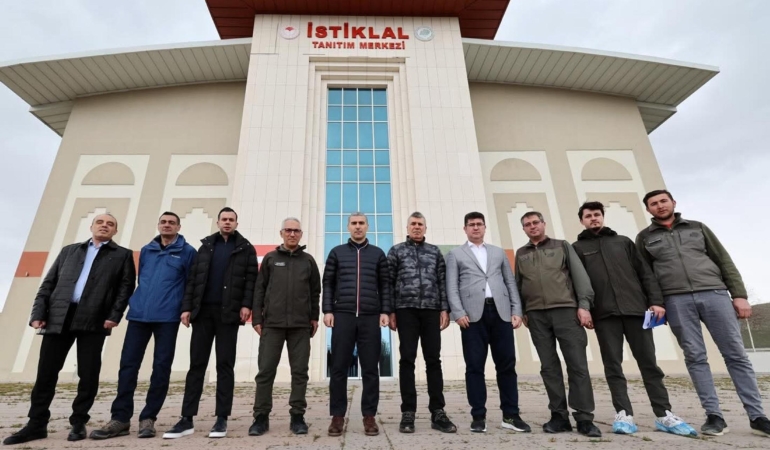 Vali Aktaş, kentin tarihi ve kültürel değerlerini inceledi