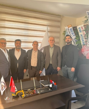 Oto Tamirciler Odası’ndan Başkan Halil Efe Çevik’e Hayırlı Olsun Ziyareti