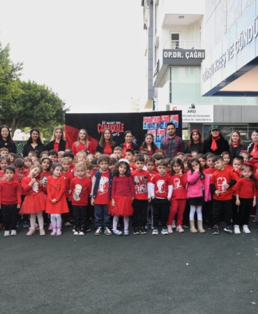 Miniklerden Çanakkale Zaferi’ne Anlamlı Kutlama