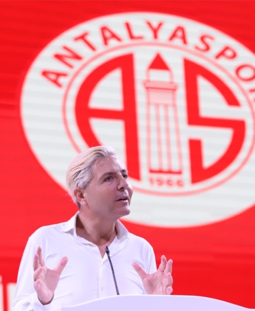 TOLGA CÖMERTOĞLU’NDAN 1 MİLYONLUK DESTEK: “ÖNCE ÇALIŞANIN MAAŞI ÖDENSİN”