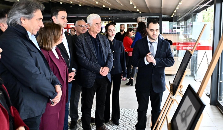 Engelsiz Kafe’de Otizm Farkındalık Sergisi!