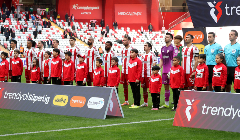 Heyecan Dolu Maç Seremonisi İçin Kayıt Zamanı!