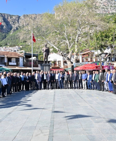 Kaş’ta Esnaf Birliği Güçleniyor: Geleceğe Dönüş!