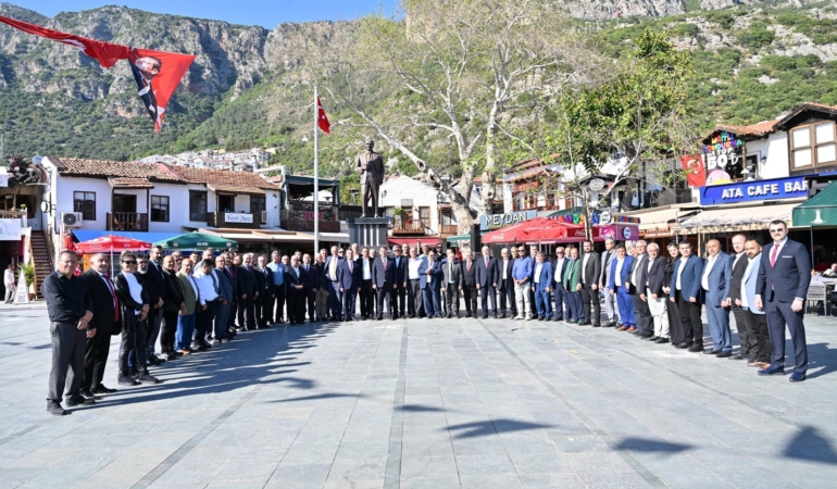 Kaş’ta Esnaf Birliği Güçleniyor: Geleceğe Dönüş!