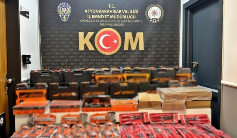 Polisten kaçakçılık operasyonları