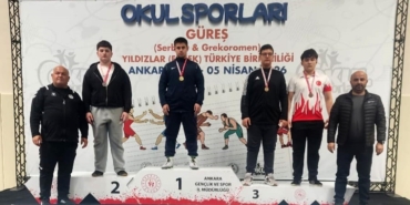 Afyonkarahisarlı güreşçi Türkiye şampiyonu