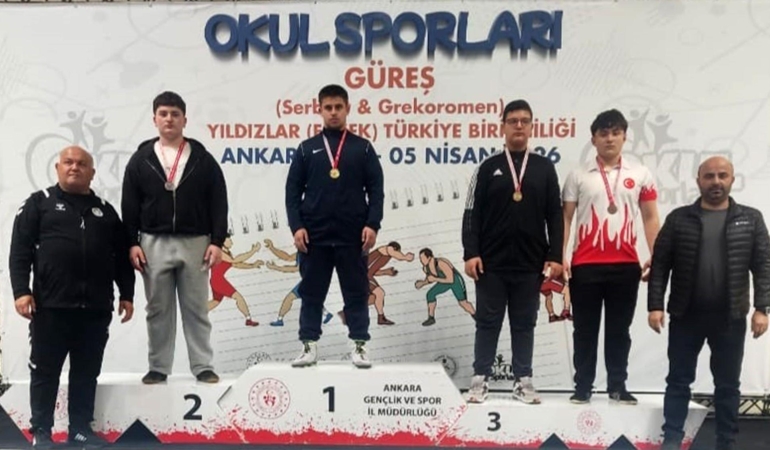 Afyonkarahisarlı güreşçi Türkiye şampiyonu