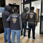 Sanal medya dolandırıcıları yakalandı