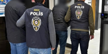 Sanal medya dolandırıcıları yakalandı