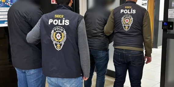 Sanal medya dolandırıcıları yakalandı