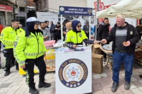 Polislerden şehit meslektaşları için lokma