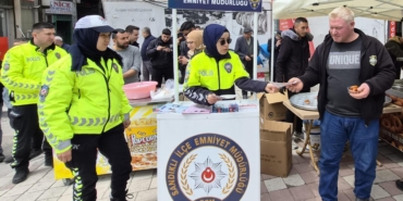 Polislerden şehit meslektaşları için lokma